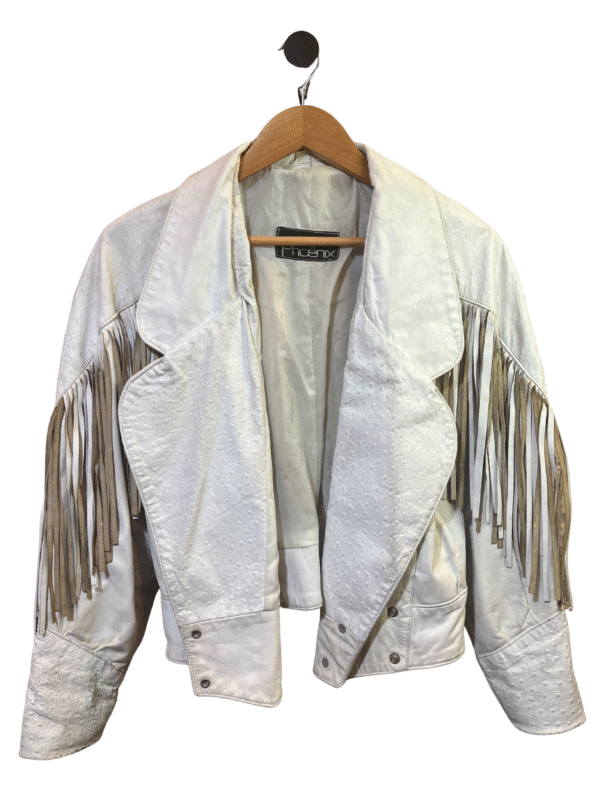 Diseño sin título (2) CASACA DE CUERO BLANCA CON FLECOS RESTAURADA Y REPINTADA