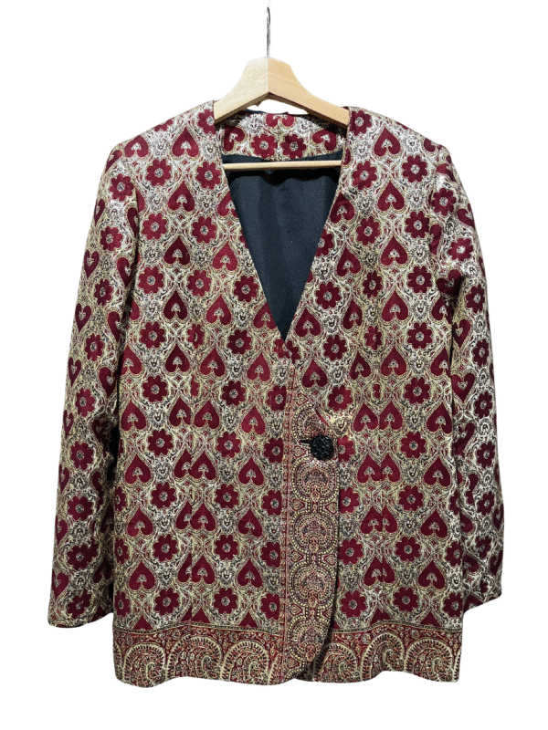 SACO ROJO CON DORADO