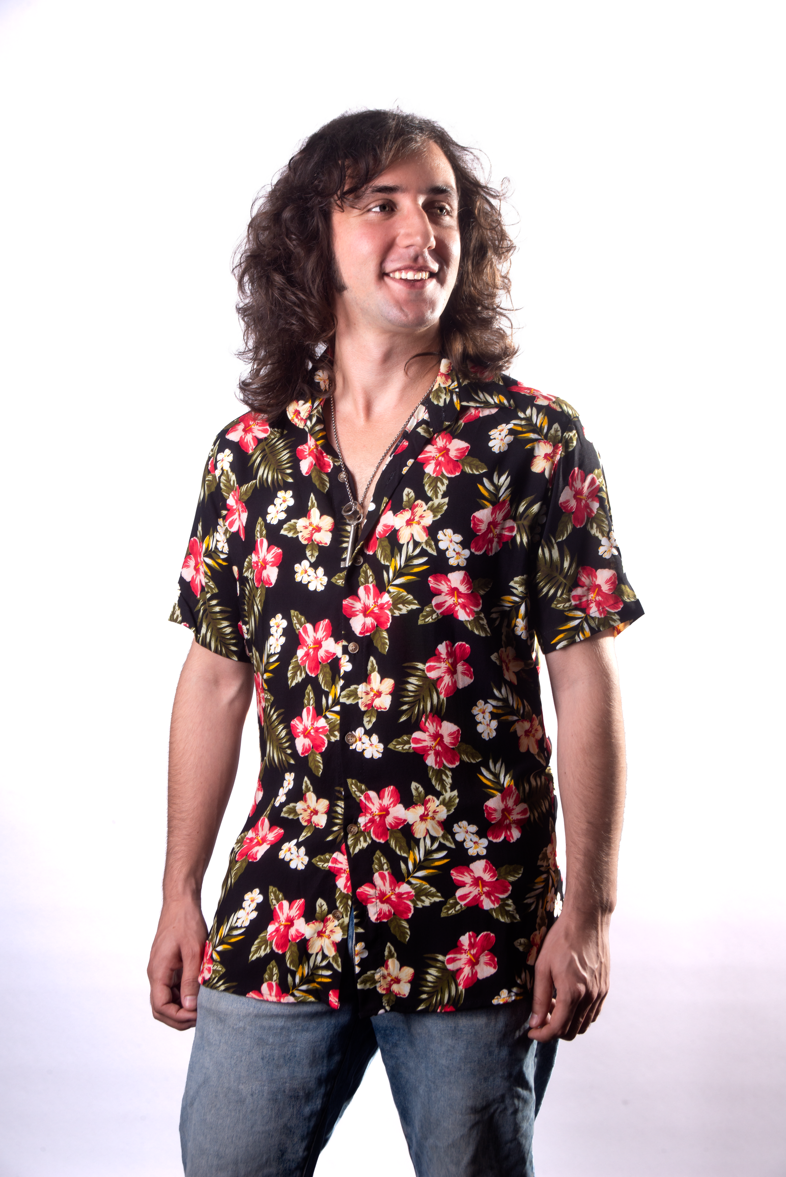 CAMISA MANGA CORTA NEGRA FLOREADA